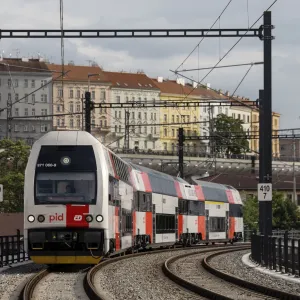 Hromadná doprava má novou identitu! Ve světě se líbí, co Vám?