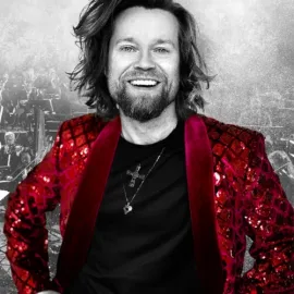 Vyhraj v City kvízu 2 vstupenky na Adventní koncert Richard Krajča se symfoňákem! 🎄✨