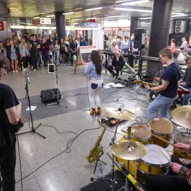 Metro jako prostor plný živé hudby