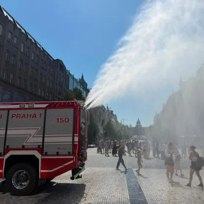 Praha 1 ochlazuje ulice v centru
