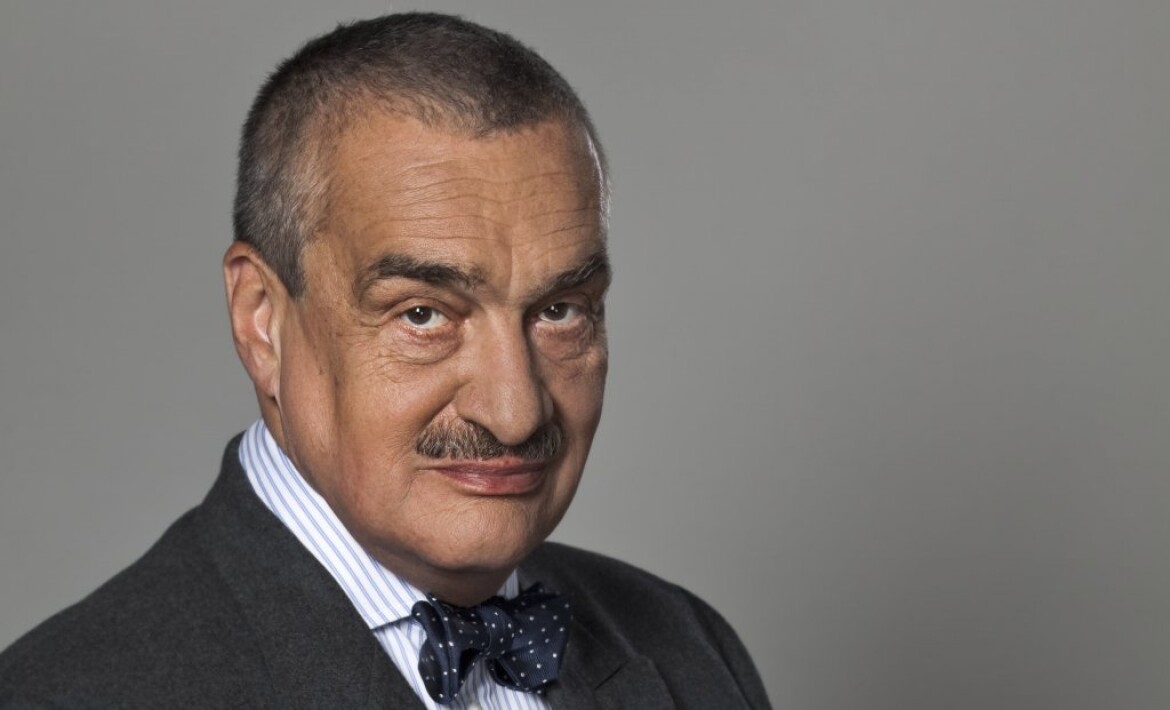 ODEŠEL KAREL SCHWARZENBERG, politik, který ukázal, že to jde i lidsky, slušně a s nadhledem