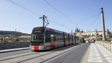 Foto: Nové tramvaje pro Prahu odhaleny