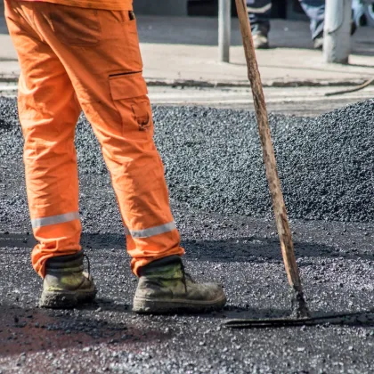 Opravy Českobrodské ulice v Praze 9