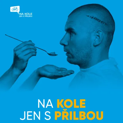 Na kole jen s přilbou 2025