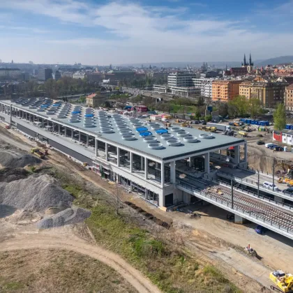 Vlaky se na trať mezi Bubny a Výstaviště vrátí v srpnu