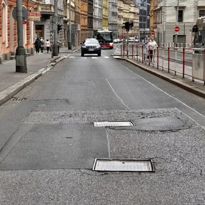 Pražany čeká omezení dopravy v Plzeňské, potrvá po celé léto