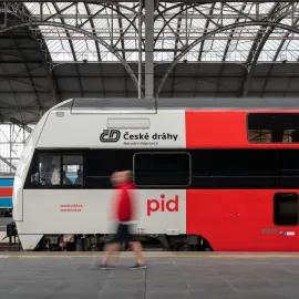 Mezi Hlavním a Smíchovským nádražím nejezdí vlaky