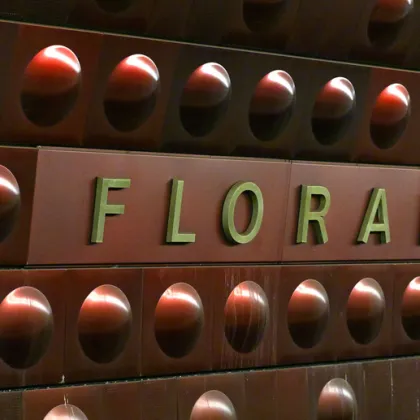 Stanice metra Flora se na deset měsíců uzavře