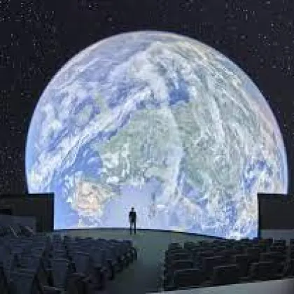 Planetárium mění způsob prodeje vstupenek, překupníci přetížili web