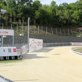 Praha zrekonstruuje dva stadiony na Praze 5 a 6