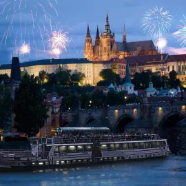 Na oslavy Silvestra se chystá záchranka, policie i hasiči