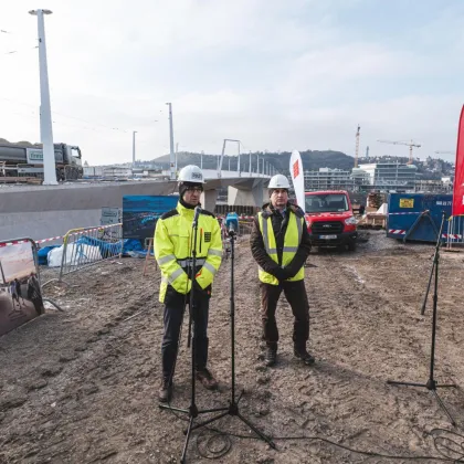Dvorecký most má za sebou zatěžovací zkoušku