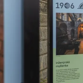 Krása páchnoucích temnot, výstava STOKY